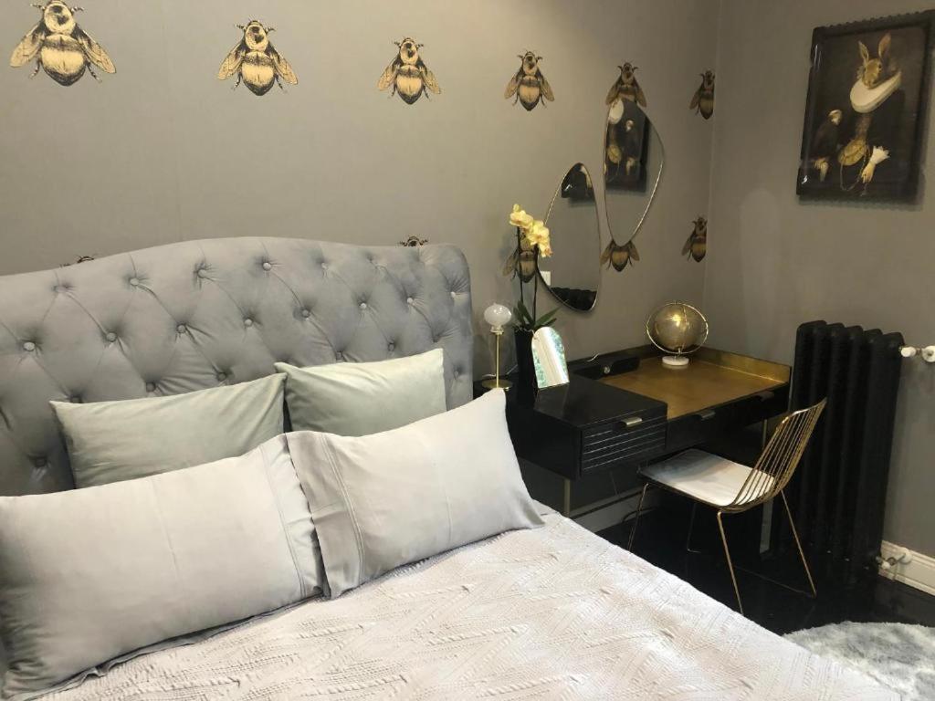 Lippi 42 Guest House Single Room'S In Villa With Garden Milan Bagian luar foto
